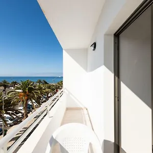 Apartamento 2 Min Walk To - Private Terrace - Some With Sea Views