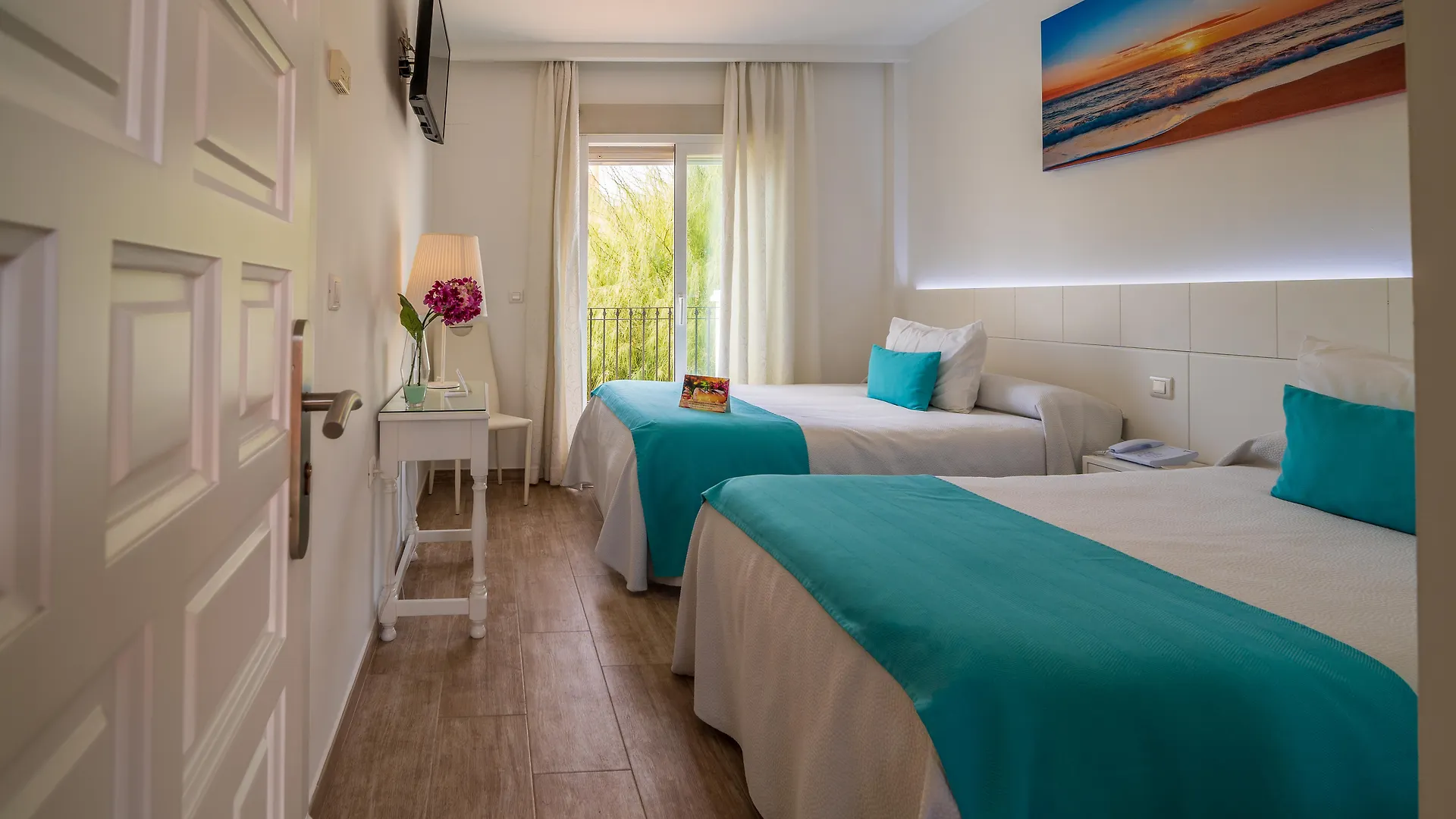 Romerito Málaga Hotel